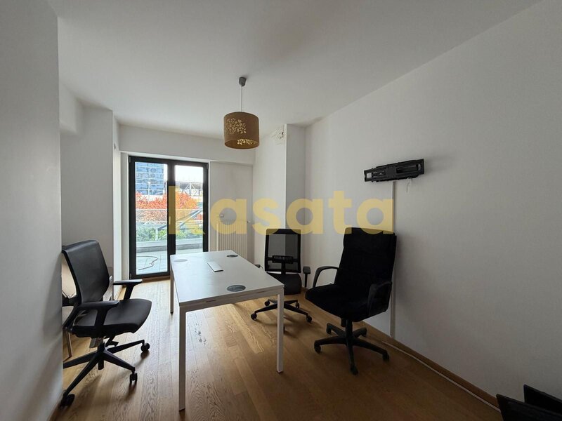 Zona de Nord, Complex Upground, apartament 3 camere de vanzare.