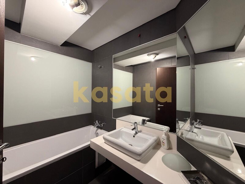 Zona de Nord, Complex Upground, apartament 3 camere de vanzare.