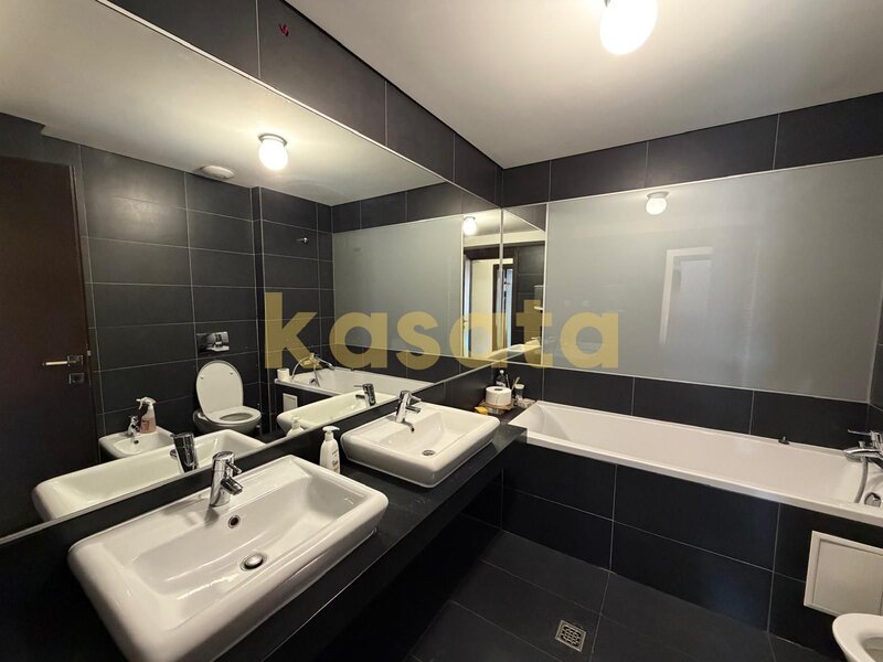 Zona de Nord, Complex Upground, apartament 3 camere de vanzare.