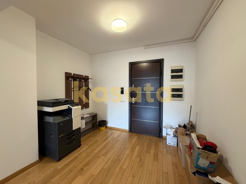 Zona de Nord, Complex Upground, apartament 3 camere de vanzare.