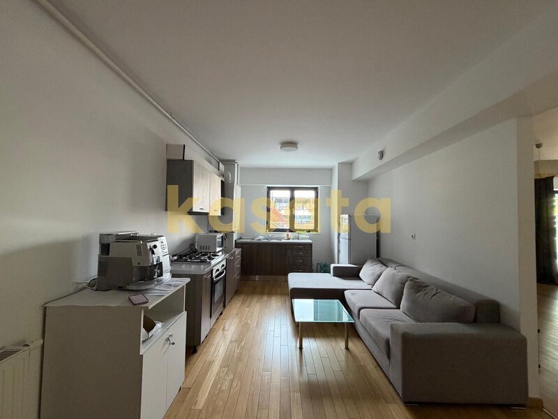 Zona de Nord, Complex Upground, apartament 3 camere de vanzare.